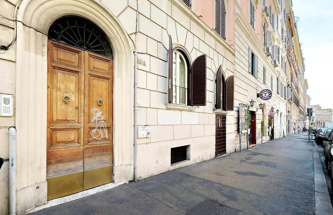 Colosseum Suite-1